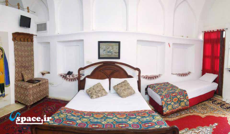 اتاق زمرد هتل سنتی نگین کاشان - اصفهان